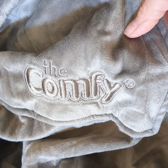 The Comfy Gray Sherpa Hoodie - Picture 4 of 5